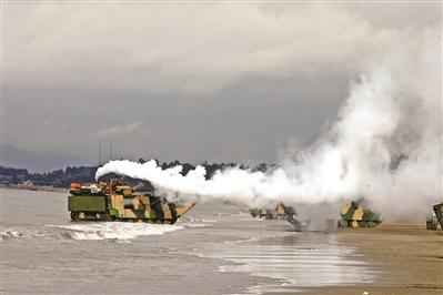 破解悬念:合成营“问路”水际滩头