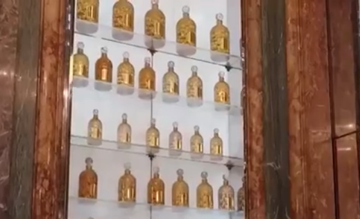 法国香水出厂成本不及售价两成 买的是梦想?