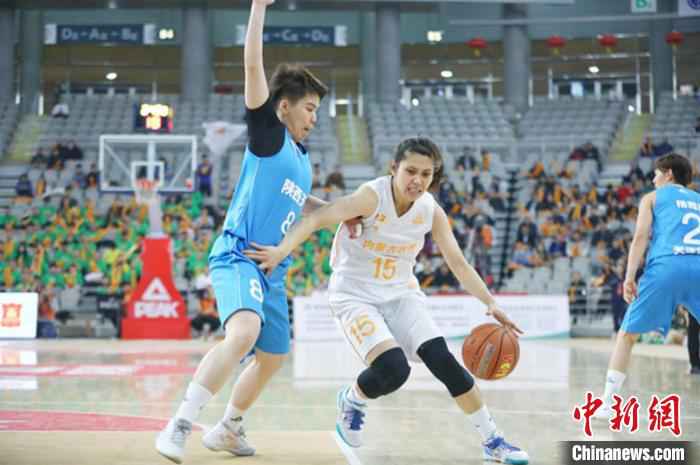 图为比赛现场。 内蒙古农信供图 摄 101:81 内蒙古农信女子篮球队主场胜陕西西安天泽