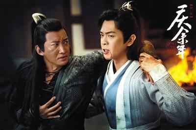 王阳忆滕梓荆下线那一摔:没做任何保护 脸被摔