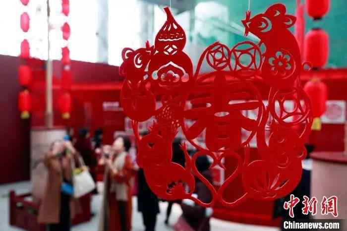 过年不能回家是什么体验?网友这些留言句句扎