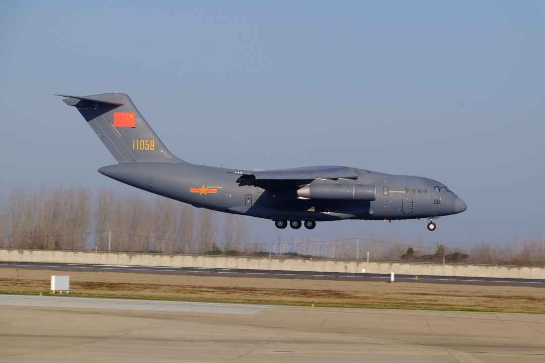 20又来了!军队支援湖北医疗队后续力量抵达武汉