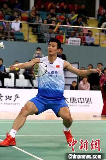 比赛场景。 唐光峰 摄 备战东京奥运 国家羽毛球队明星赛在厦举办
