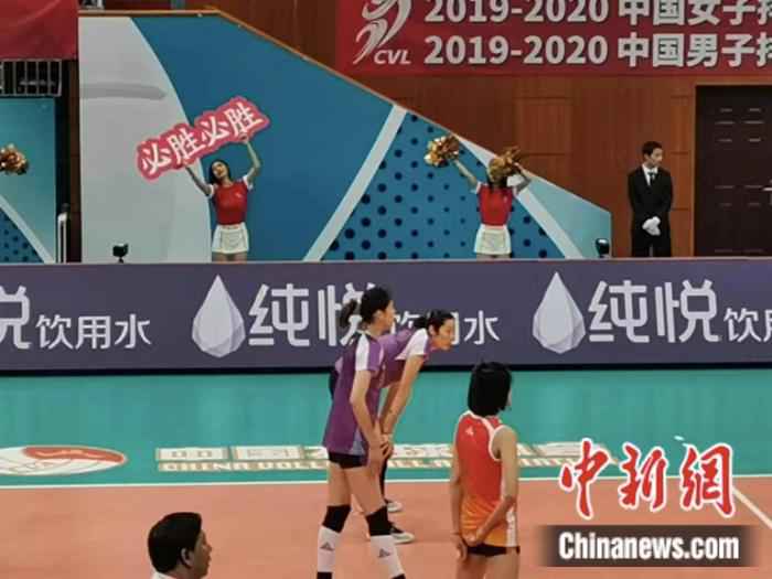 朱婷坐镇,天津女排拒绝逆转。邢蕊 摄 排超:天津女排晋级决赛 辽宁排位战胜山东