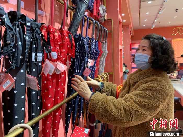 “世界超市”义乌:商户开门迎客 外商加速回流