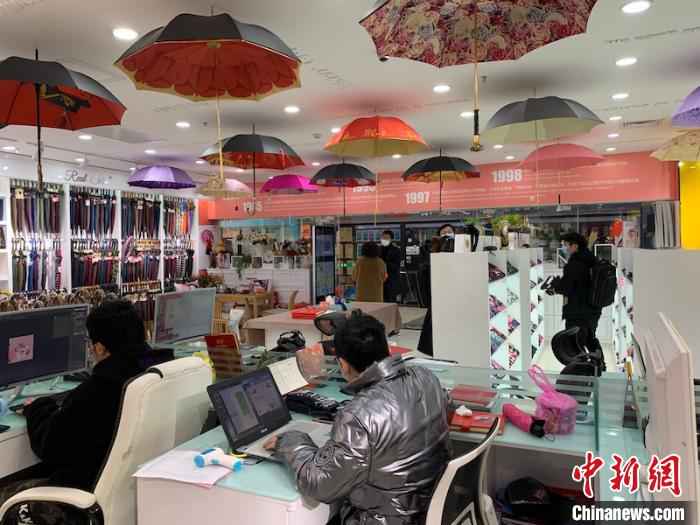 “世界超市”义乌:商户开门迎客 外商加速回流