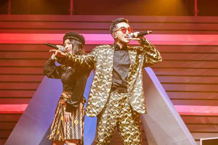 清华大学“暴走西兰花”组合 《新声请指教》开启第一堂课 于文文演唱《心跳