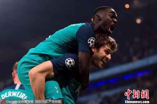 资料图为热刺在欧冠比赛中。图片来源:Osports全体育图片社 体坛观察丨卫冕冠军利物浦折戟 欧冠再入战国时