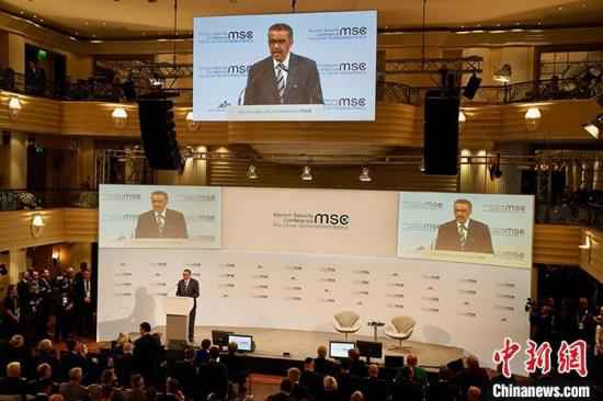 国际疫情:美确诊病例超10万 英国首相和卫生大