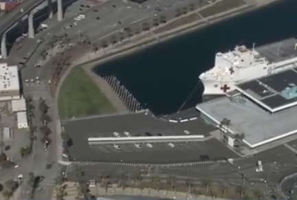 美国一司机试图驾火车头袭击美军医疗船被起诉