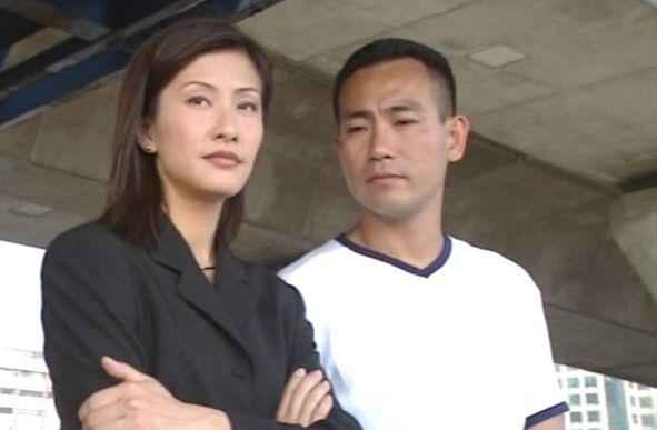 林保怡曾出演《鉴证实录》 图片来源:视频截图 从演员到监制 林保怡:不怀念过去,应该有新舞