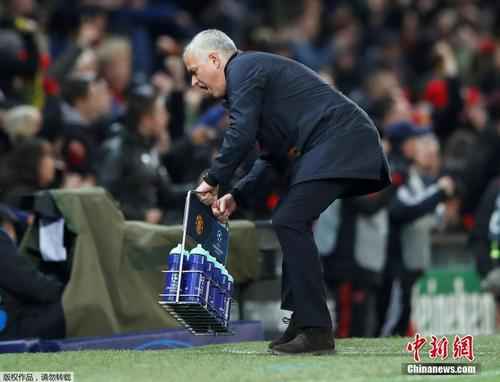 穆里尼奥“用兵荒”再升级 热刺伤员增至6人……