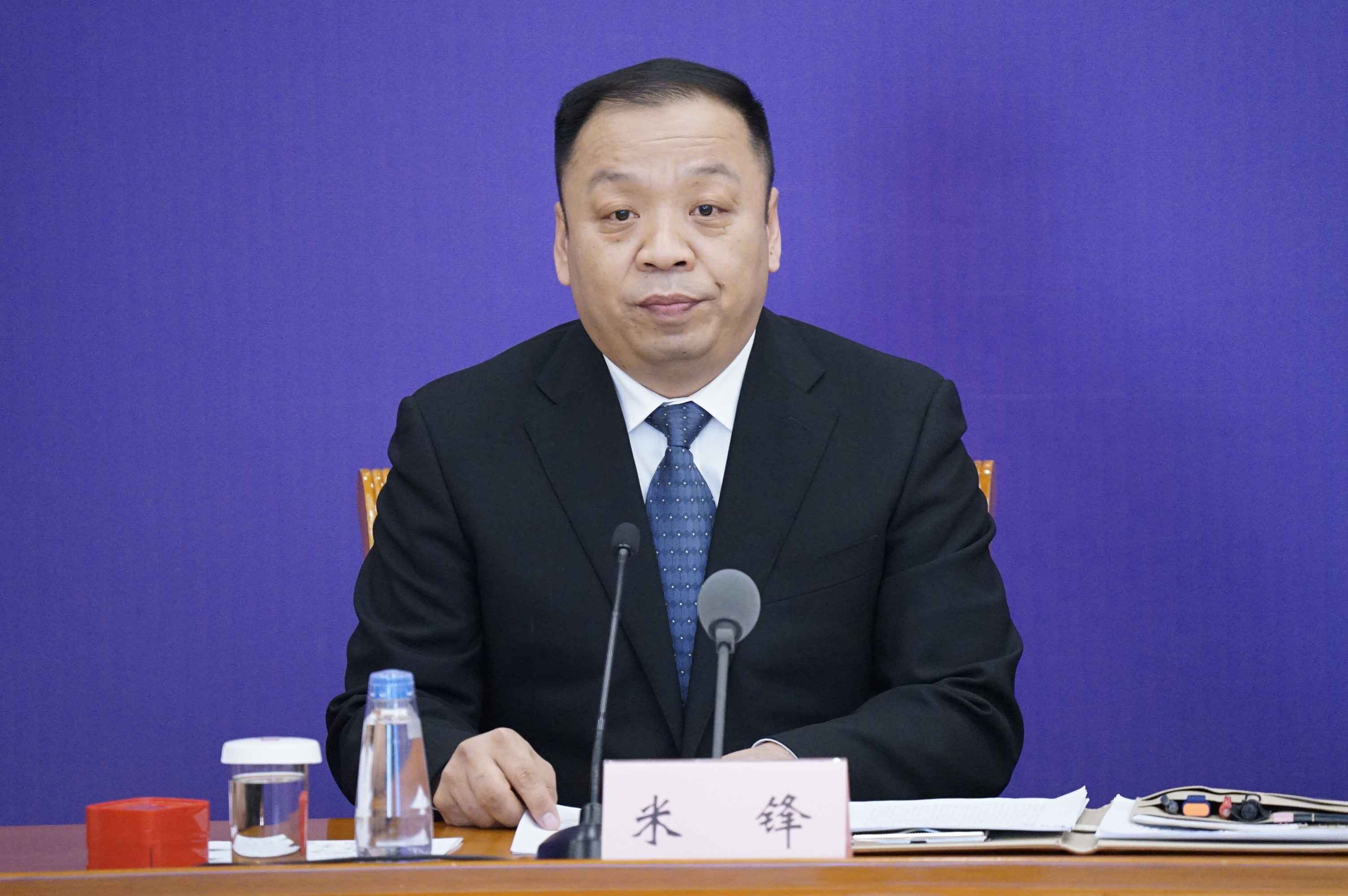 湖北现有重症病例首次降至100例以下