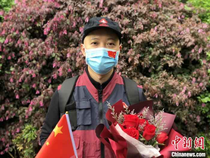 浙江援湖北医疗队凯旋侧记：小人物的“大爱”