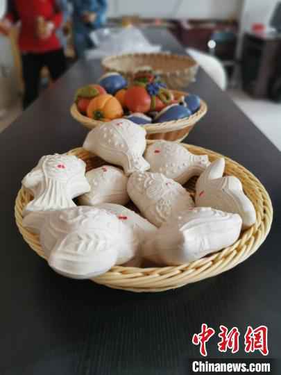 探访河北海兴县张常丰村：盐碱滩贫困村的蜕变