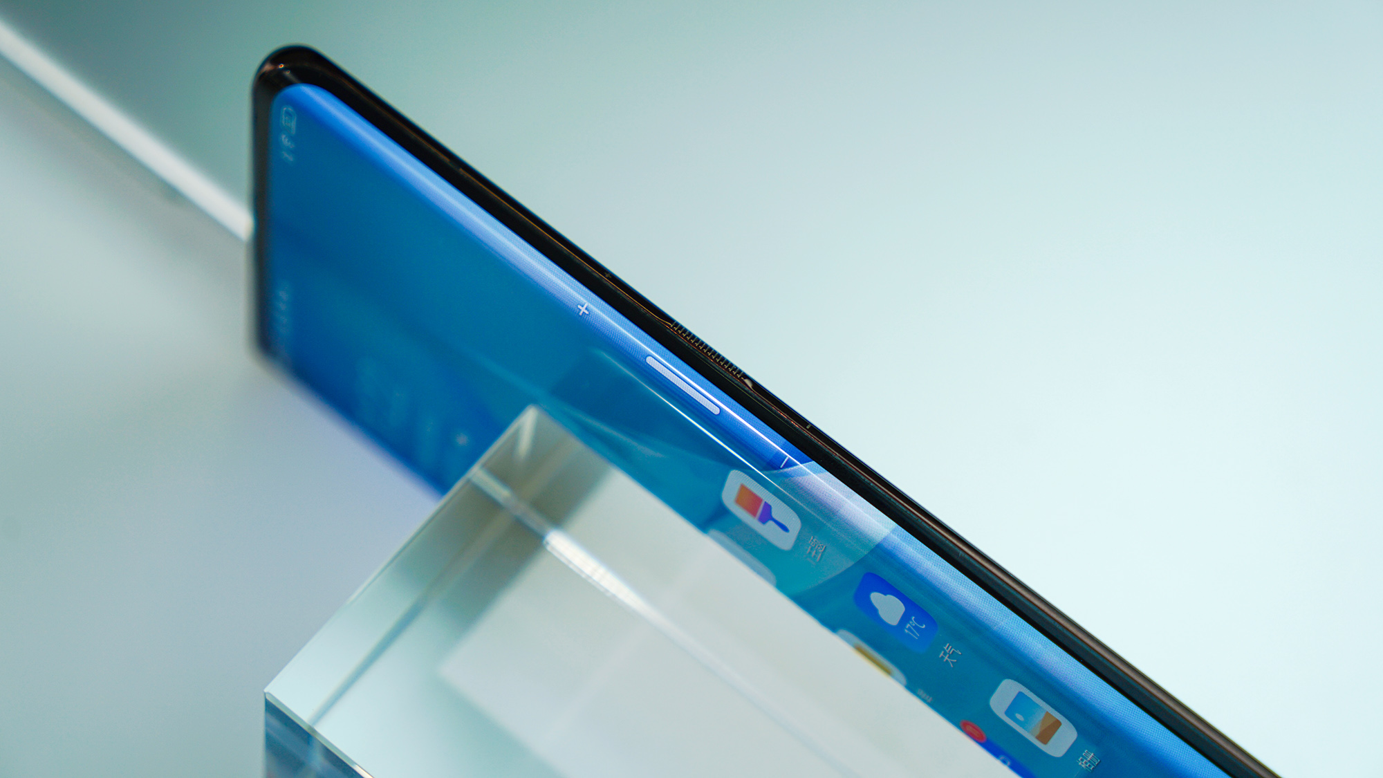 OV、苹果、荣耀，5000档以上旗舰华山论剑，谁是