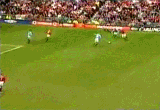 基恩飞铲哈兰德。 足坛暴力犯规“八大派”合集 胆小者勿入!