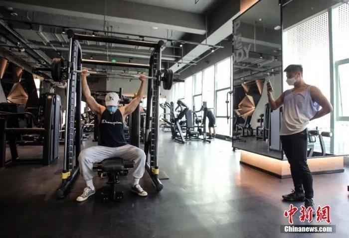 戴口罩运动可能导致猝死？那我到底应该咋运动