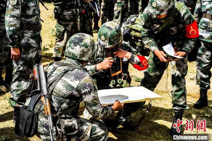 雪域高原砺精兵 西藏军区某部开展多课目综合演