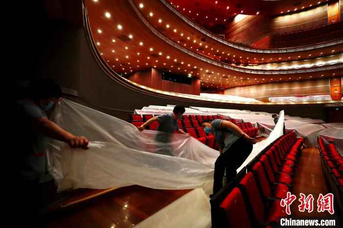 国家大剧院恢复参观 线下演出尚待重启