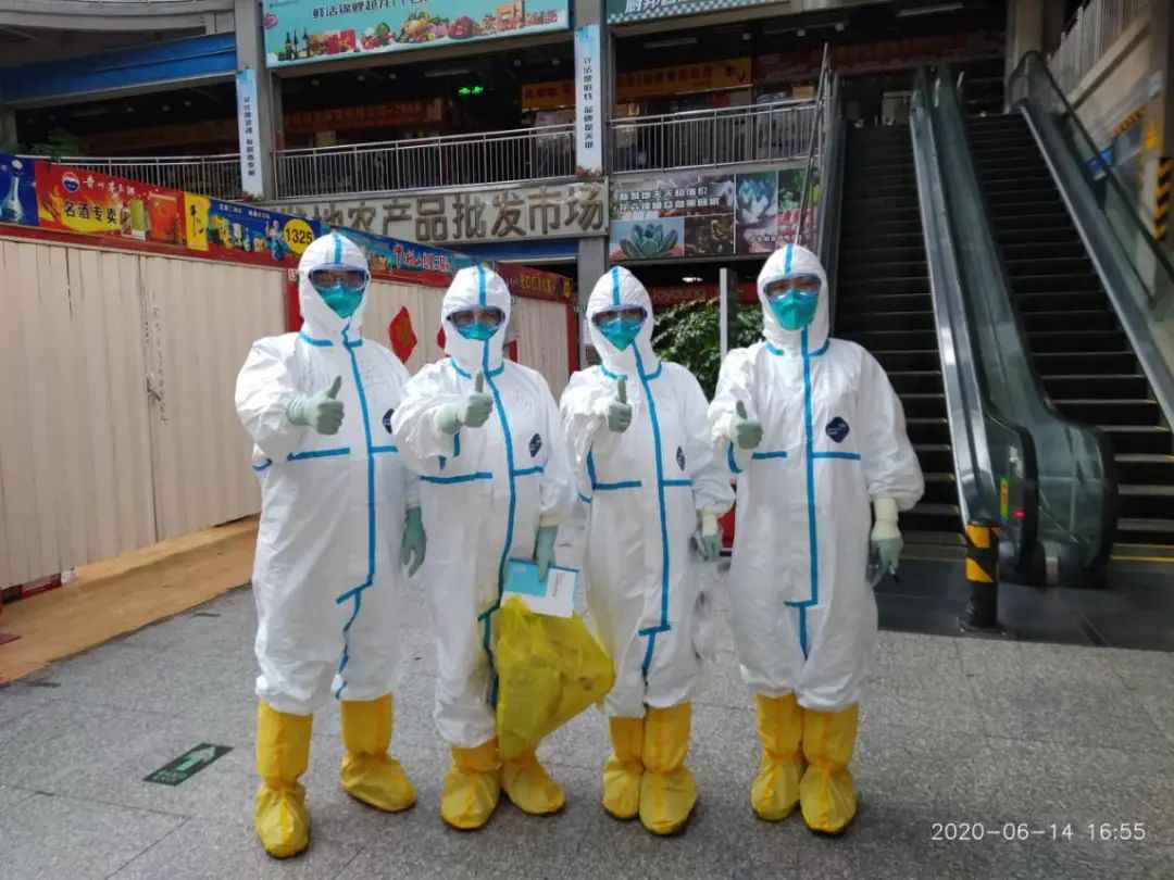 英雄再出征!北京多家医疗机构派出医疗队员驰