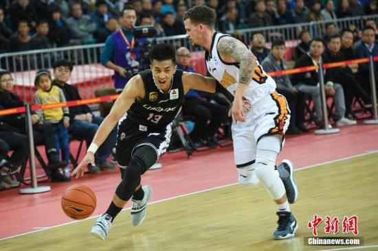 CBA复赛球队面临困局 要不要变身“八一队”？