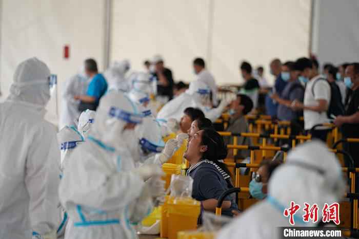北京近800万人完成核酸检测 “应检尽检”人员基