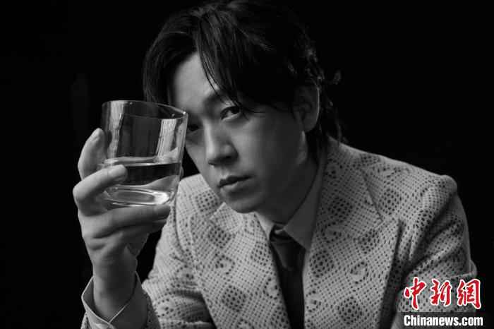 演员潘粤明。受访者供图 潘粤明:冲着向陈建斌学习而来 新剧中首次合作