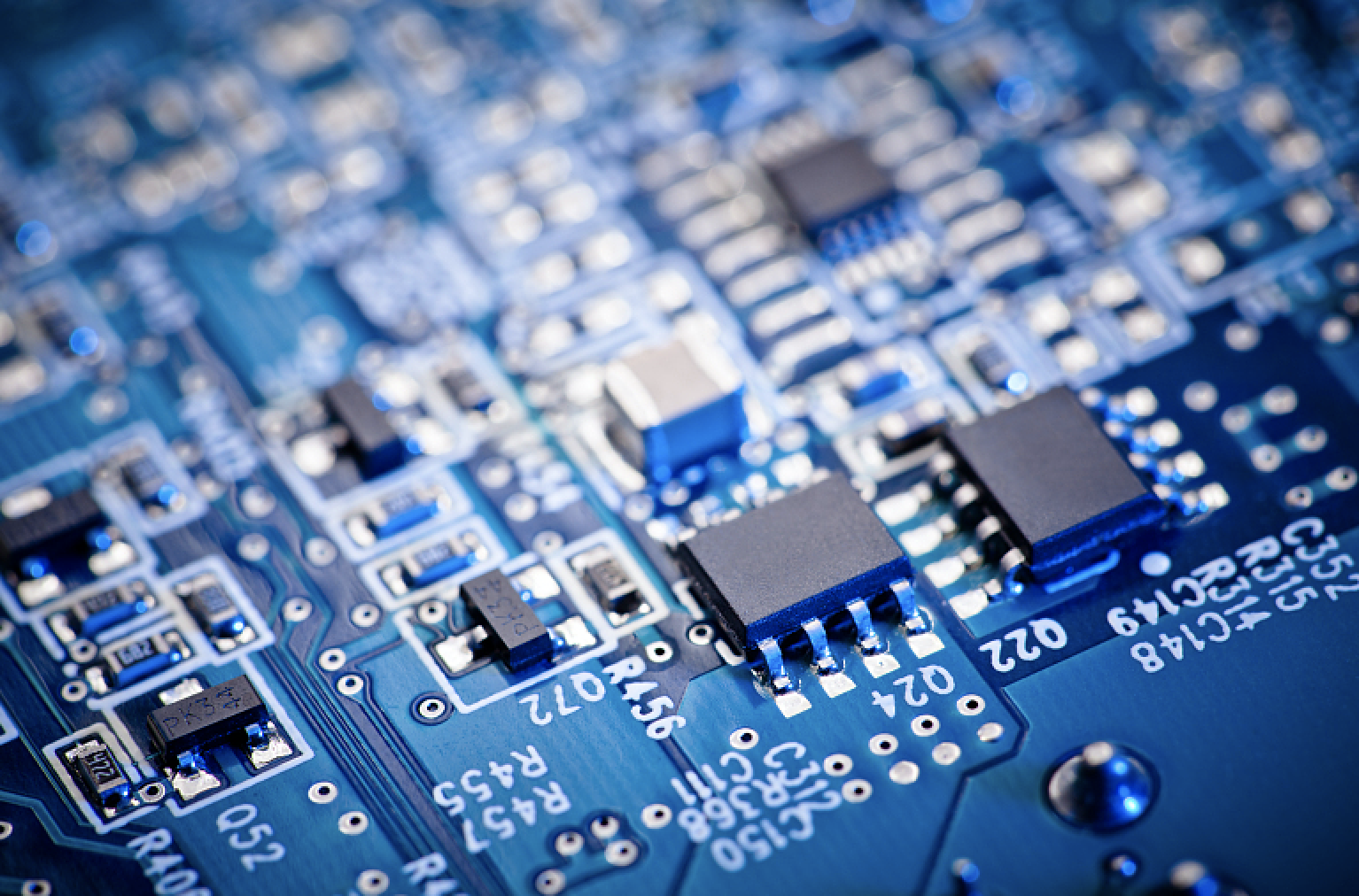 中芯国际创始人张汝京：公平竞争赢不了，美国