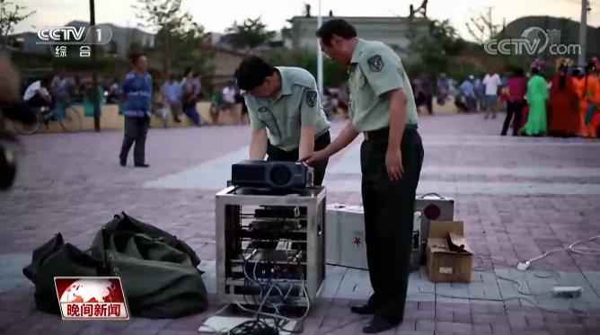 永不停机的老兵义务放映队 24年践行无私奉献老