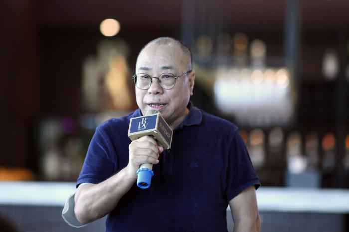 导演尹力 2020全国青年电影海报设计大赛启动 主题是这部电