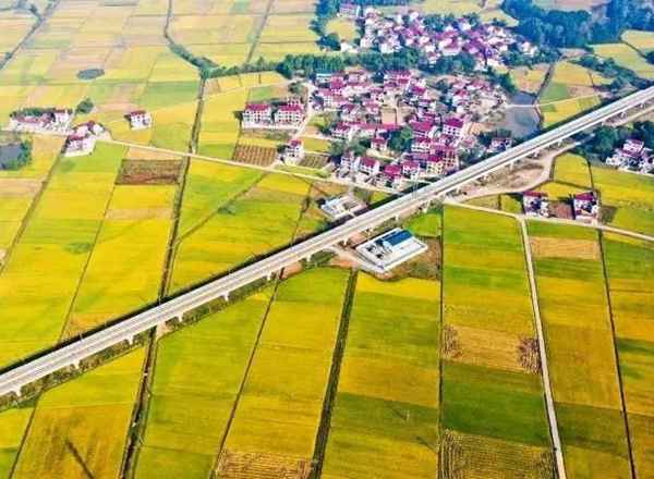 “发现最美铁路”网宣活动侧记