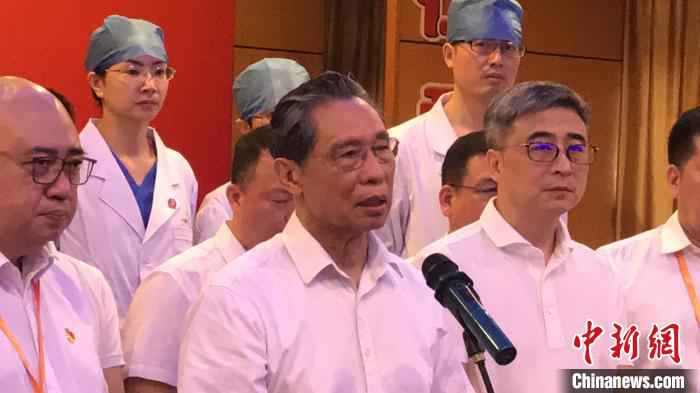 钟南山:新冠肺炎患者康复后二次感染为个别现