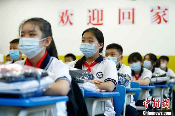 全国大中小学陆续开学 “开学第一课”讲了啥?