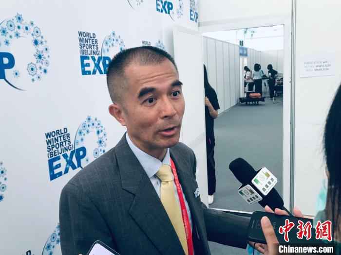 9月5日,北京奥运城市发展促进中心副主任高云超接受采访。 陈杭 摄 2020年冬博会在京开幕 打造全球冰雪产业第一展