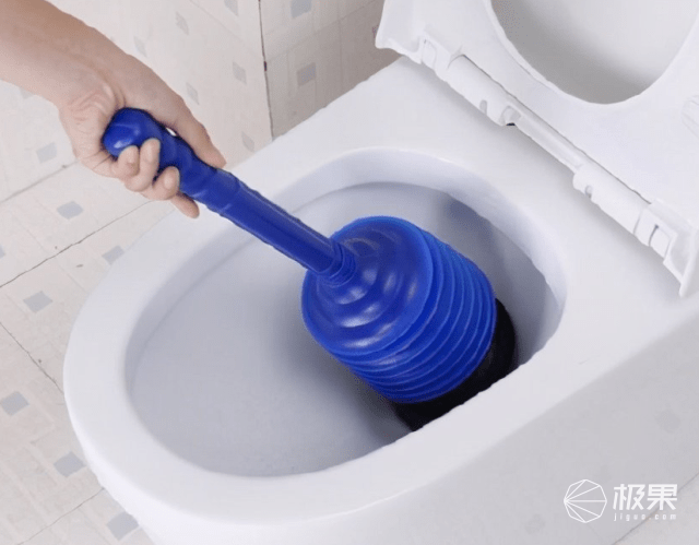 iPhone12“翻车”了？配色“撞脸”大爷内裤，网友