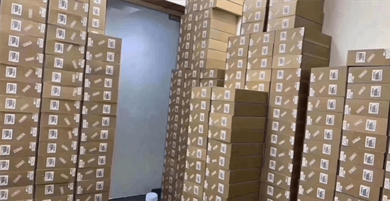 iPhone12国行真机到货：10月23日前激活要罚20万