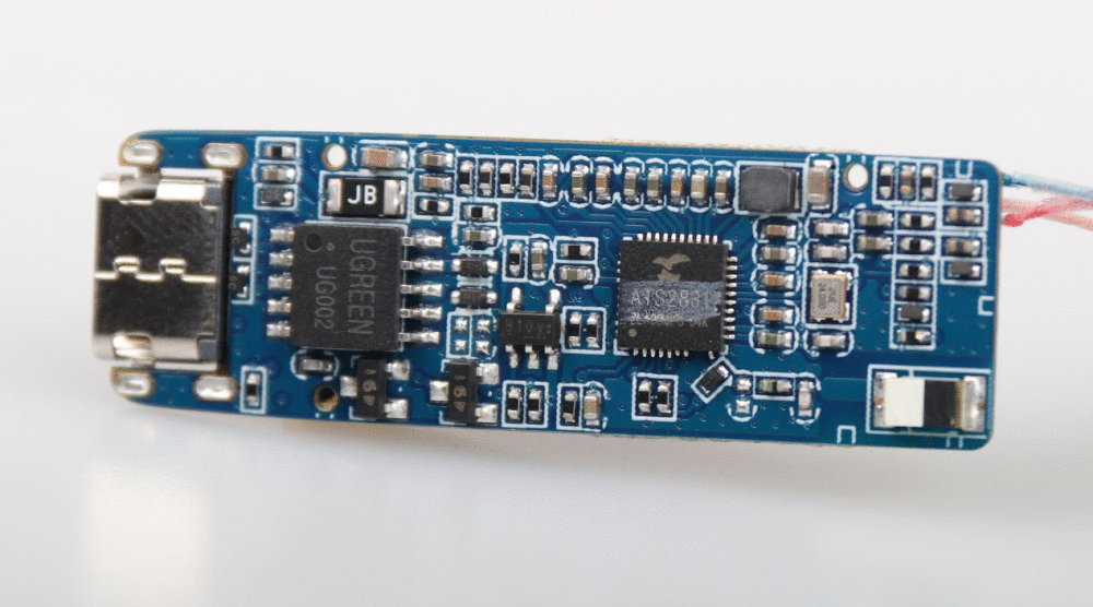 拆解报告：绿联蓝牙接收器搭载炬芯ATS2831解决用