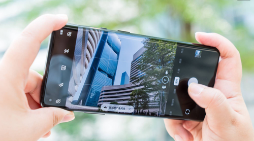 2K高刷曲面屏+骁龙865,一加8 Pro现直降400元