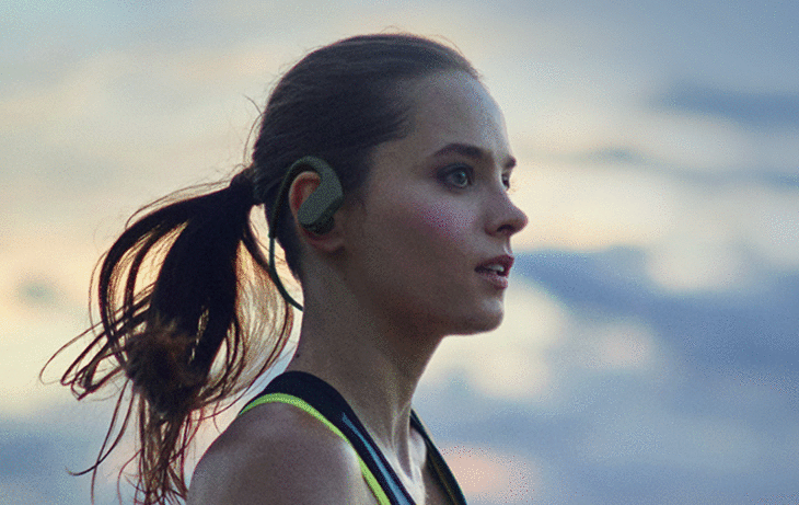 蓝牙游泳耳机哪个好，可以游泳戴的耳机推荐