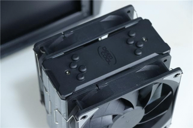 B460主板,搭配10700K+索泰RTX2070 PGF,能hold住吗?