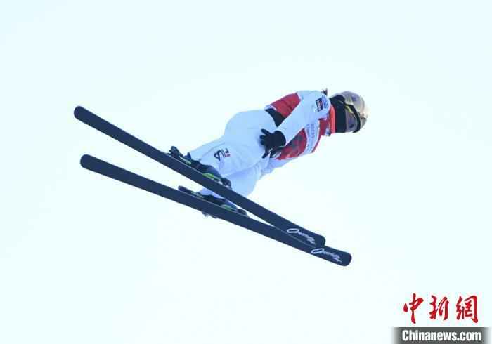 资料图:徐梦桃在比赛中 张瑶 摄 冬奥备战转入“冲刺”阶段,中国军团近况如何