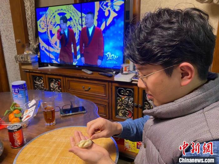 “洋女婿”的除夕夜：入乡随俗品“老醯儿”年